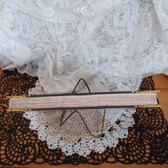 NEW YORK TIMES BEST SELLER "THE UNOFFICIAL HARRY POTTER COOKBOOK" 150+ RECIPES - Picture 4 of 9